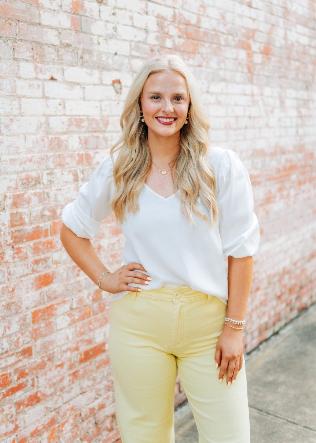 White V-Neck Balloon Sleeve Blouse - Image 3